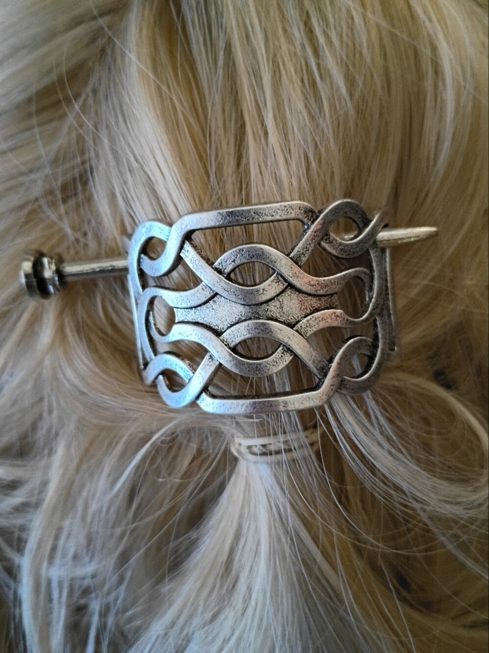 *NWOT*Silver-Tone Celtic Knot Hair Pin - Women Accessories